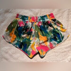 Lululemon multi color shorty short